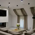 Logindariy Hotel Rokosovo