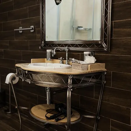 Logindariy Hotel Rokosovo